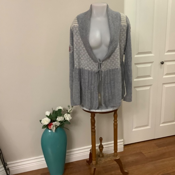 Noa Noa Wool Artsy Cardigan fits Medium - Picture 4 of 15